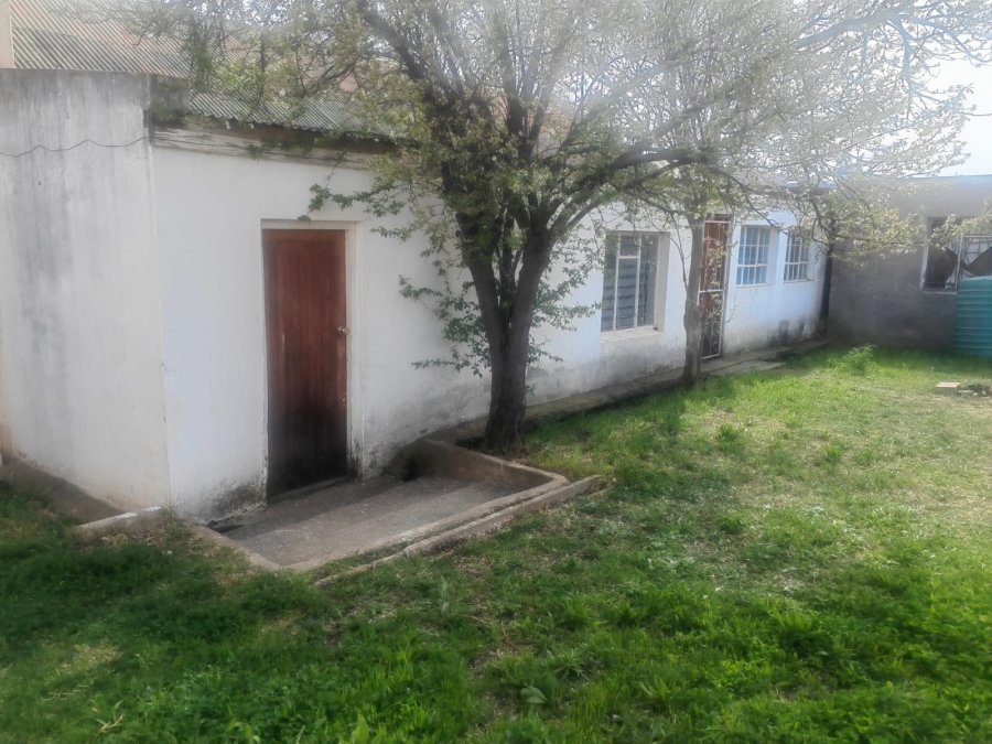 13 Bedroom Property for Sale in Uniondale Western Cape